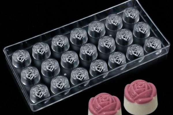 997168c82581ccd3296d1cda368035e92cfe6eab_original Chocolate mold designs for professionals